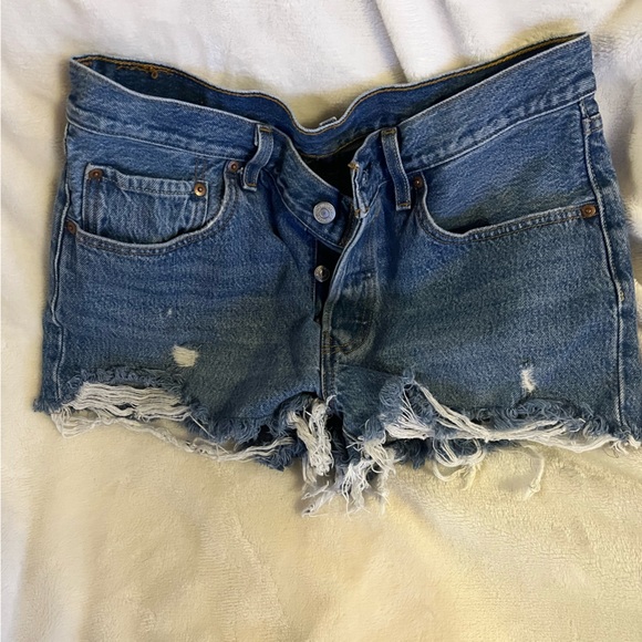 Levi’s 501 High-Waist Shorts - Picture 1 of 3